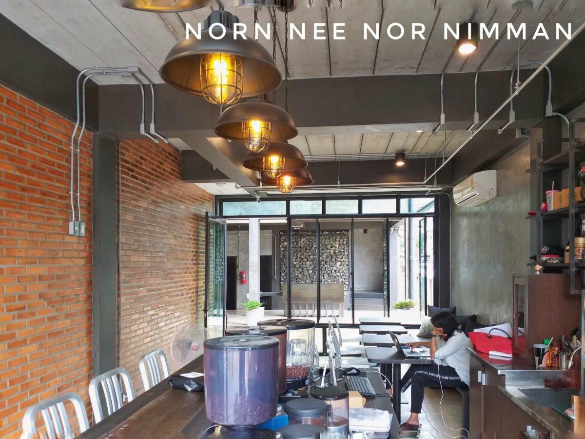 Norn Nee Nor Hostel เชียงใหม่ ภายนอก รูปภาพ